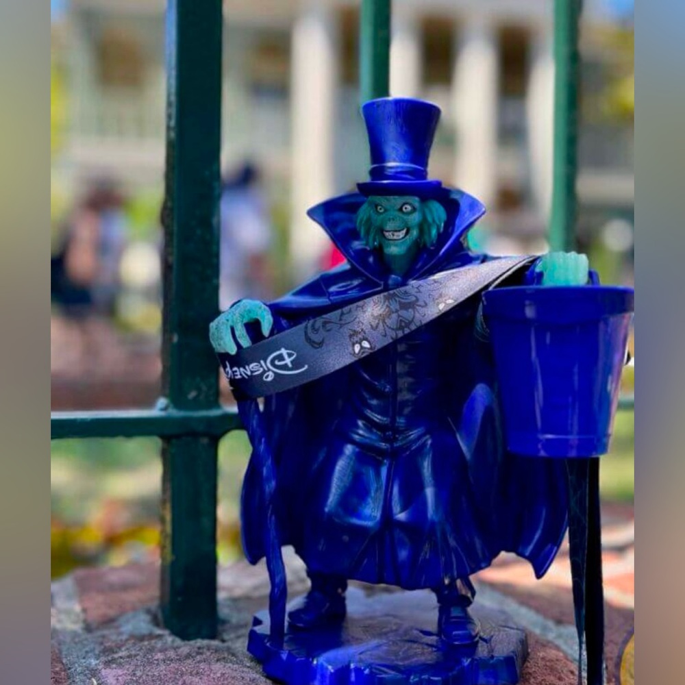 Disney Parks Disneyland Hatbox Ghost haunted mansion sipper